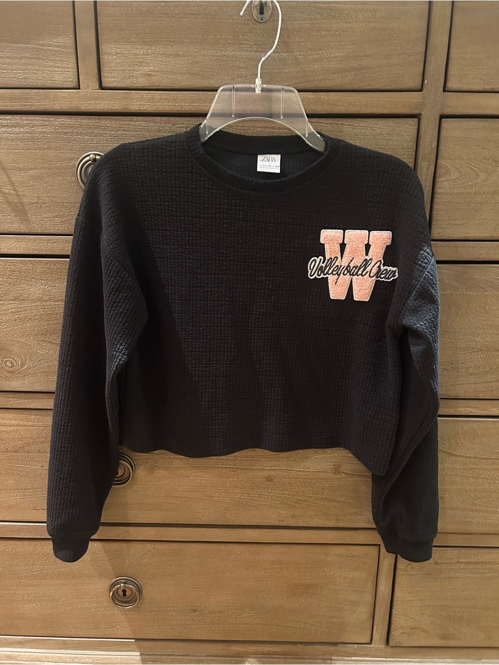 Zara Girls Black Cropped Waffle Sweatshirt with Volleyball Patch - Sz 11-12 Year